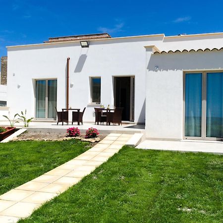 Riflessi Dello Stagnone Panzió Marsala Kültér fotó